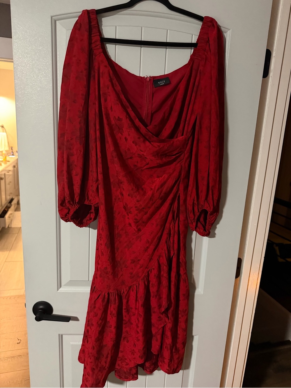 VICI Red Floral Draped Puff-Sleeve Midi Dress